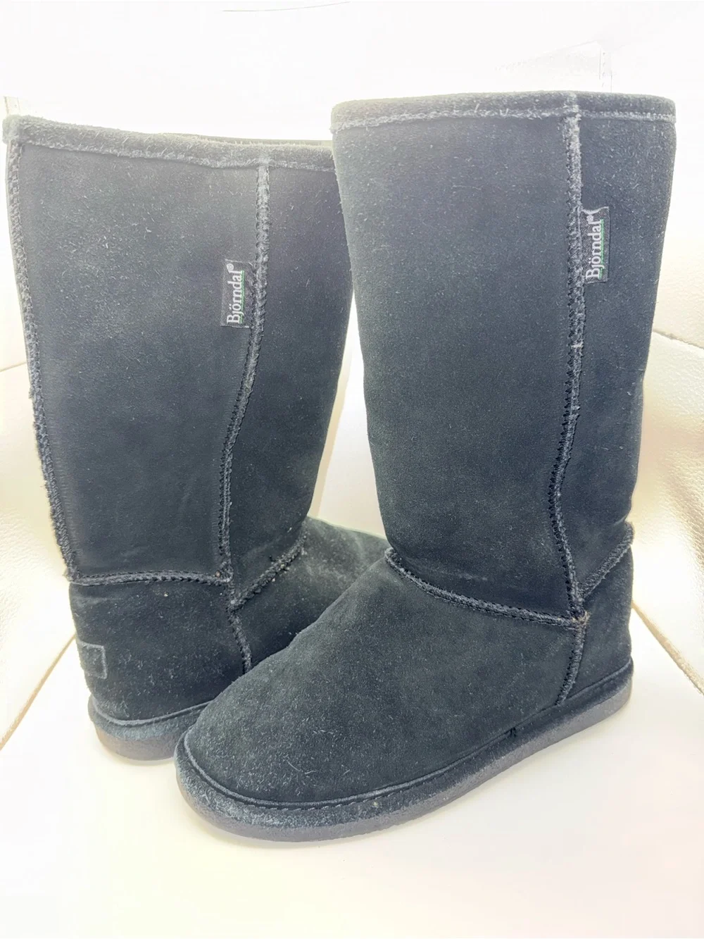 Bjorndal Women’s Black Suede Calf Boots Sz 7